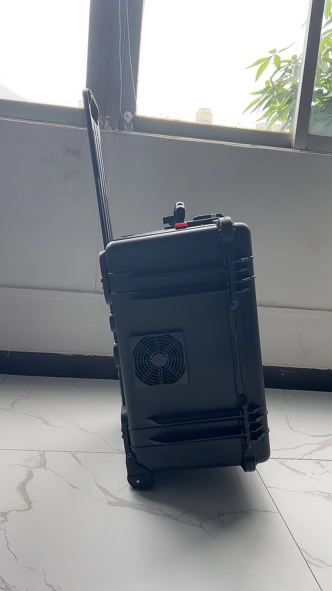 五原手拉箱型移动通信干扰器